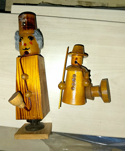 Erzgebirge holzfiguren - 2x,