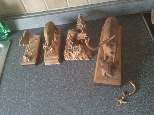 Holzfigur geschnitzte - holzfigur,