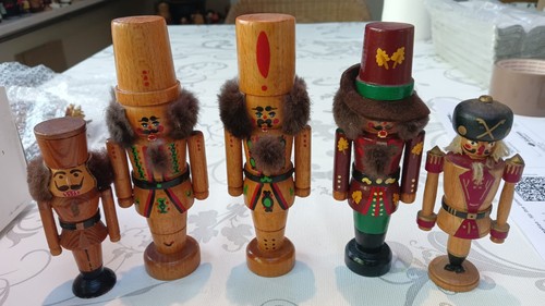 Diverse holzfiguren alt - 5,
