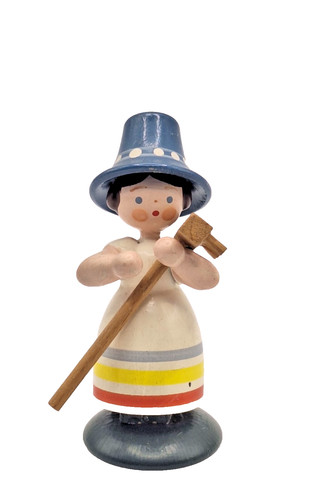 Holz figur mädchen mit - figur, rechen