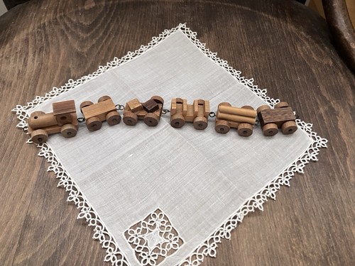 Holzkunst zug mit sechs - zug,