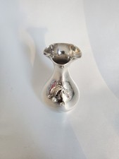 Schöne kleine Silbervase mit
